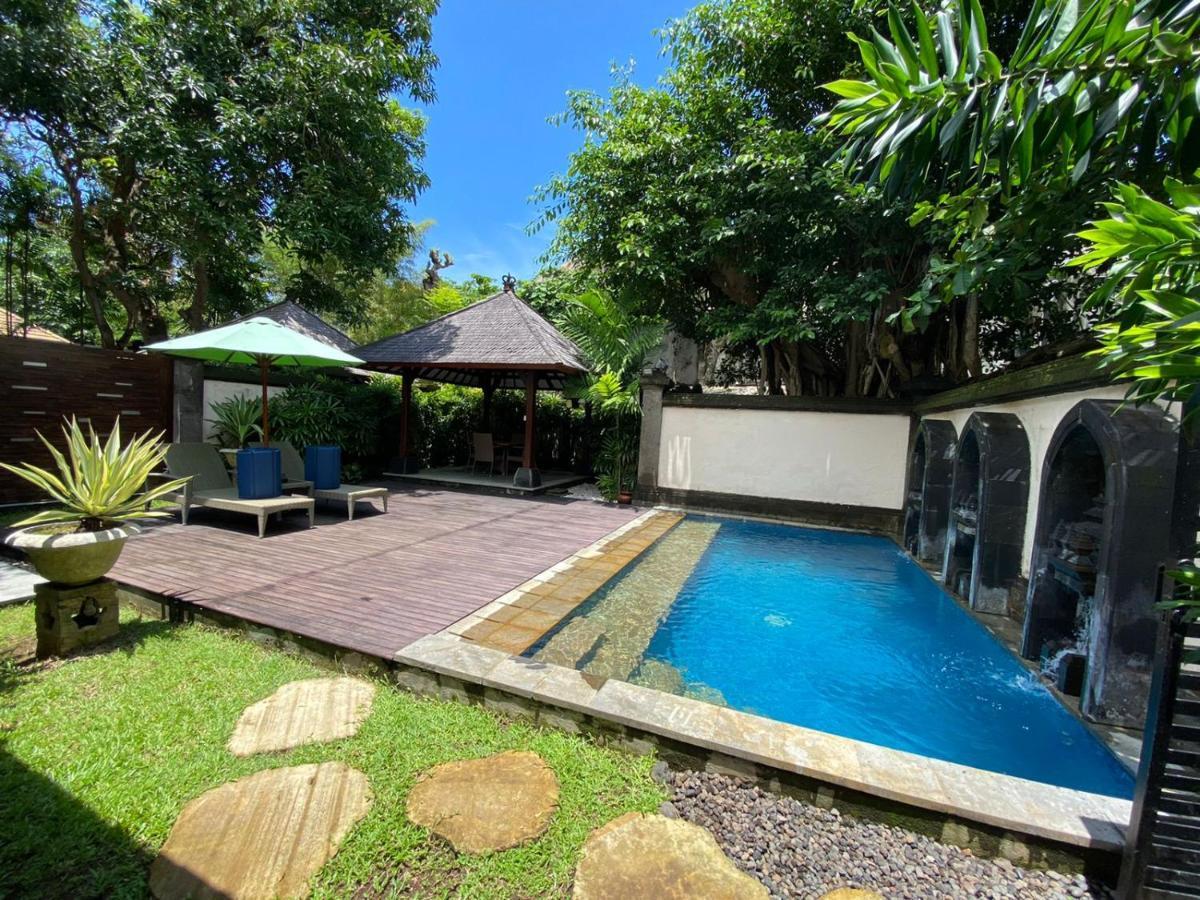 Bintang Bali Villa Kuta  Exterior photo